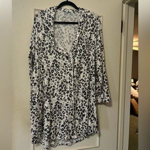 NWOT Stars Above Leopard Pajamas